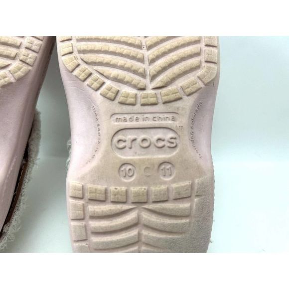 Crocs Classic Kids Pink Fleece Lined Clogs Girls 10/11 5 Jibbitz Disney Star War - Picture 10 of 12